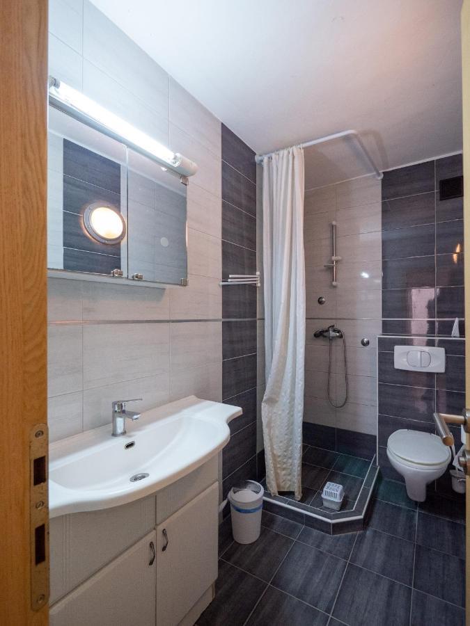 Apartments By The Sea Nin, Zadar - 5838 מראה חיצוני תמונה